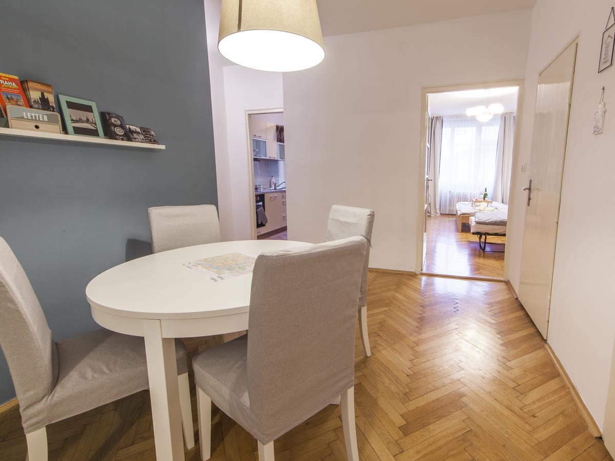 Modern Dlouha Lägenhet